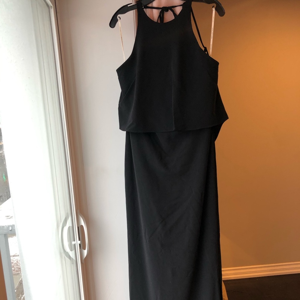 Never Worn Halston Heritage Long Black Halter Gown